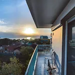 Skg Diamond